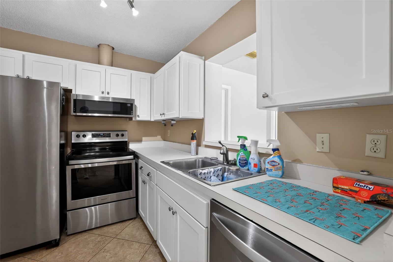 HIGHGATE E CONDO - Residential