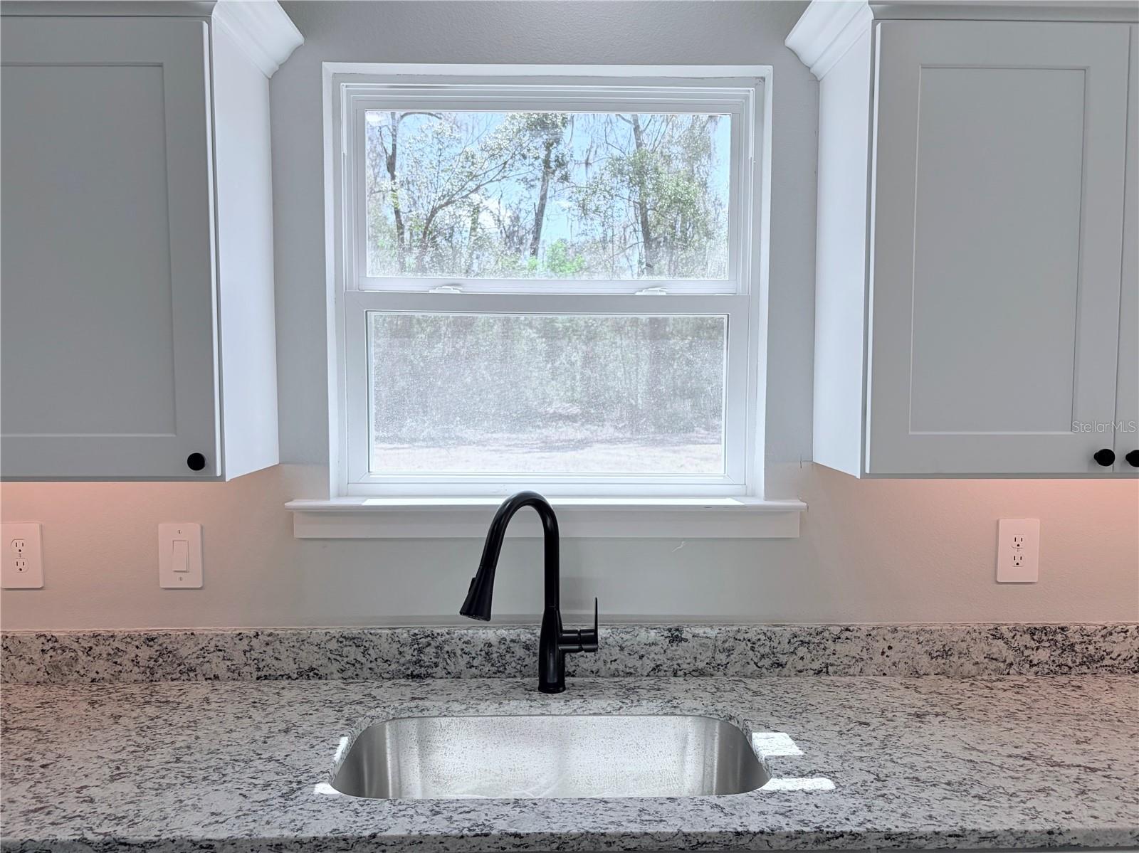 BELLEVIEWS SUNNY SKYES - Residential