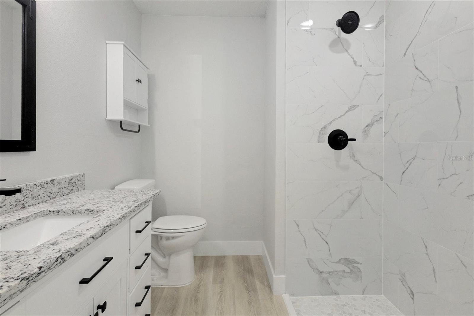 BELLEVIEWS SUNNY SKYES - Residential