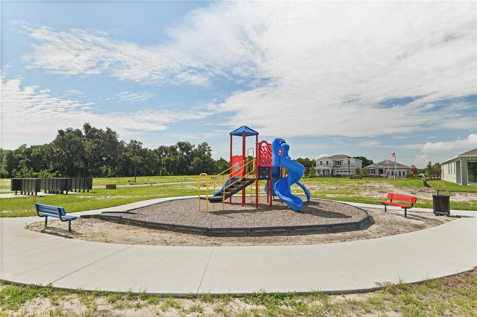 SEASONS AT MAGNOLIA POINTE - Residential