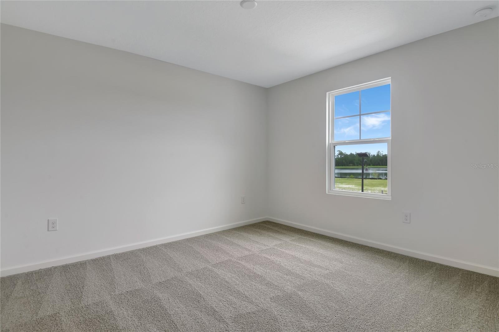 SEASONS AT MAGNOLIA POINTE - Residential
