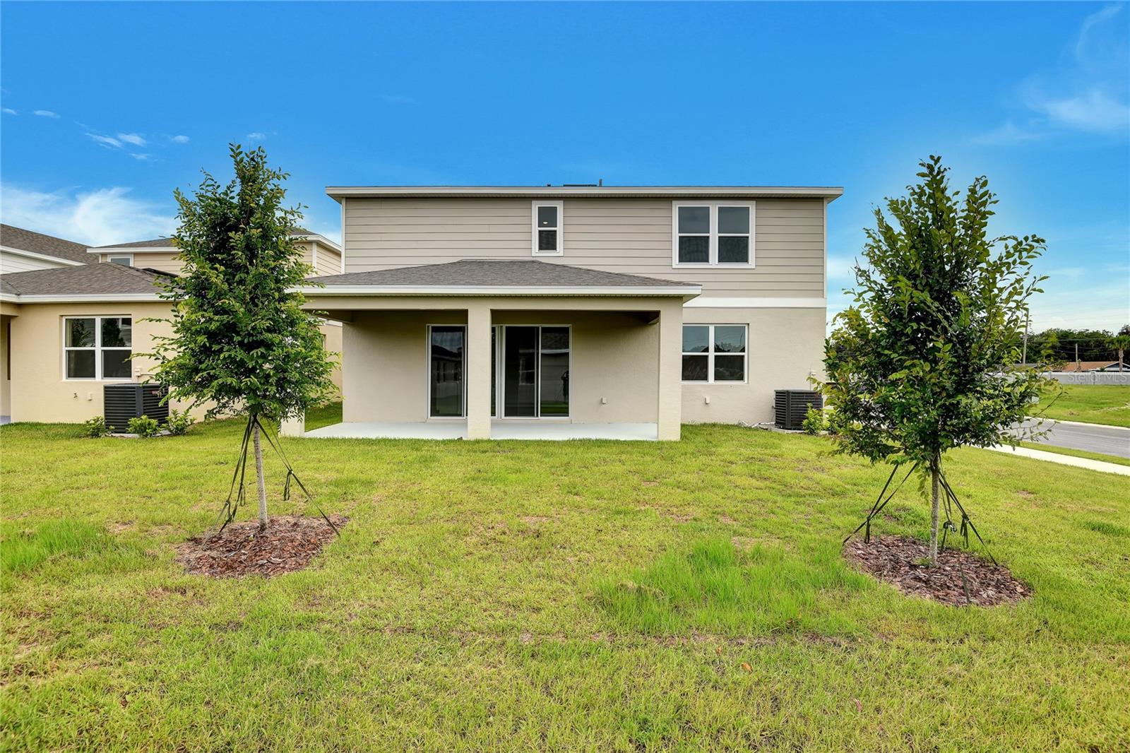 SEASONS AT MAGNOLIA POINTE - Residential