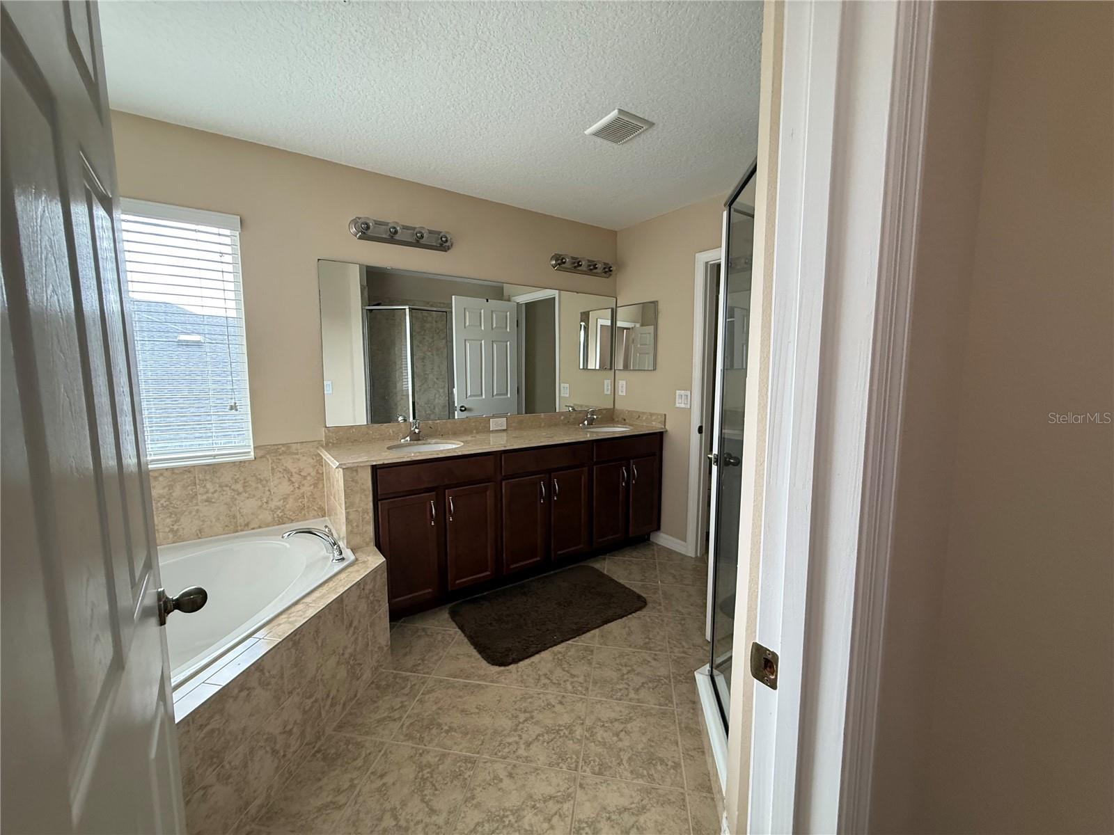 LAKE MARY LANDINGS - Residential