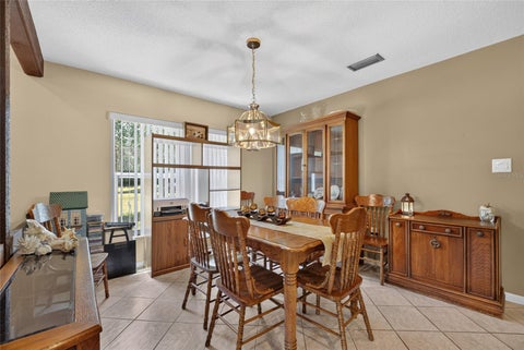 Tiny photo for 4511 SE 47th Place, Ocala, FL 34480 (MLS # OM727410)
