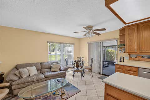 Tiny photo for 4511 SE 47th Place, Ocala, FL 34480 (MLS # OM727410)