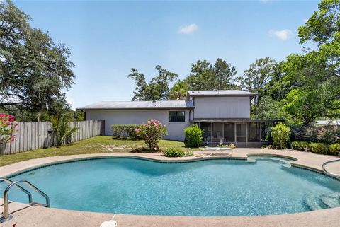 Tiny photo for 4511 SE 47th Place, Ocala, FL 34480 (MLS # OM727410)