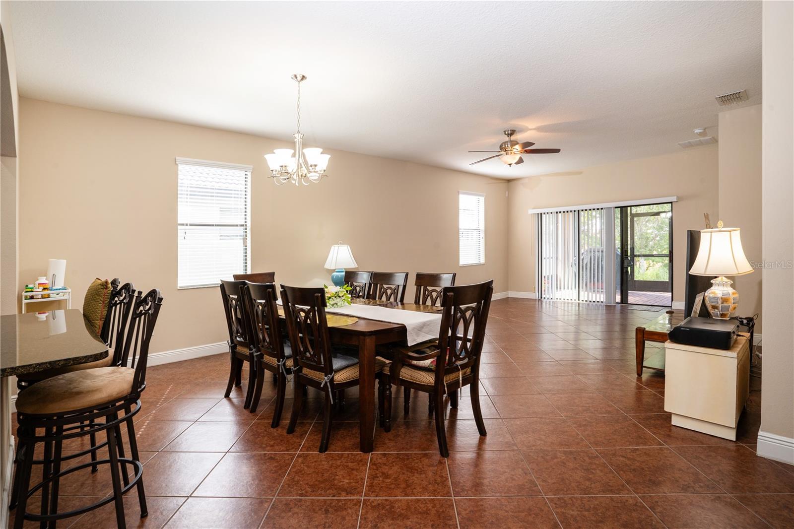 1855 ALTAVISTA CIRCLE
