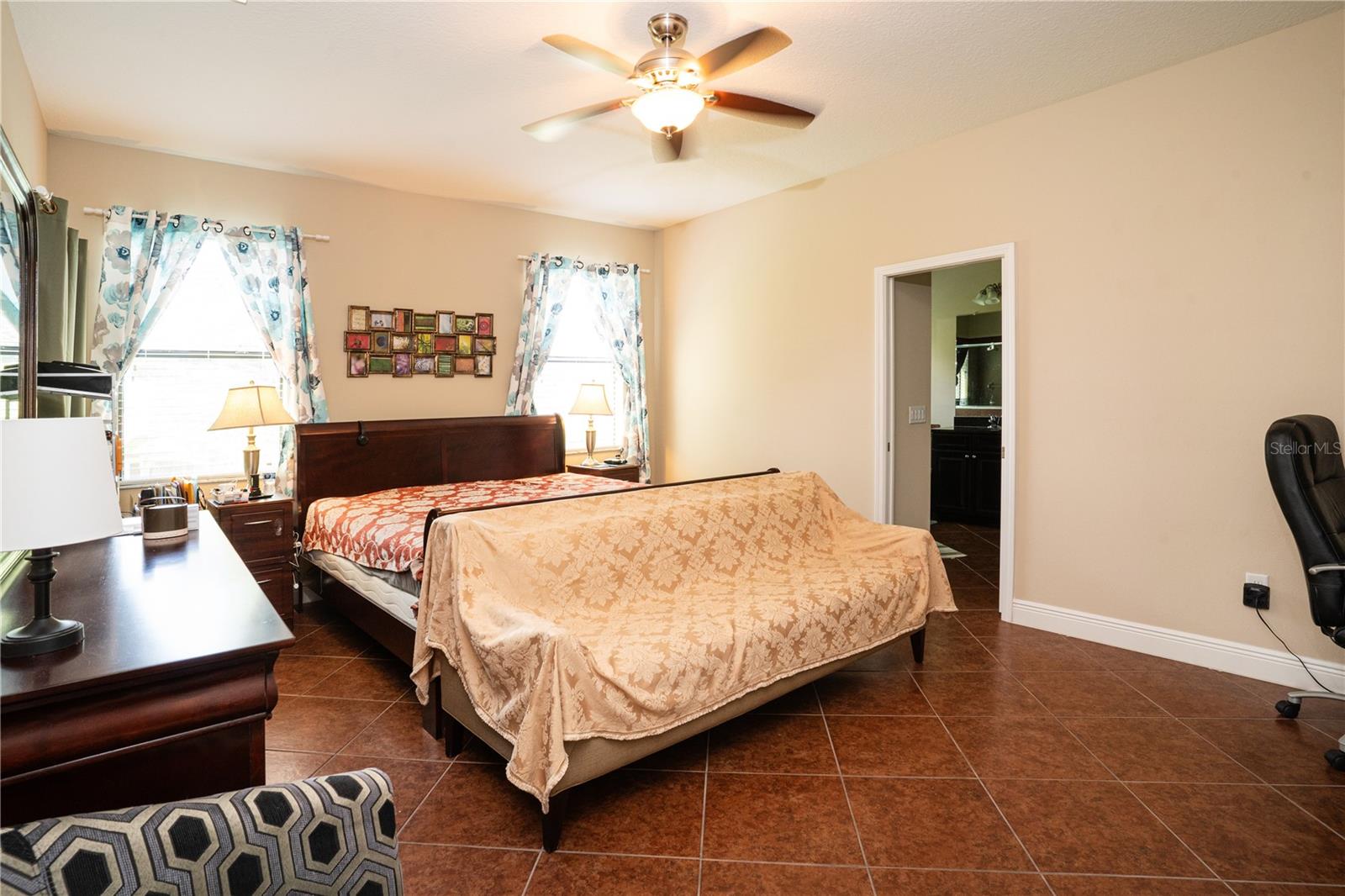 1855 ALTAVISTA CIRCLE