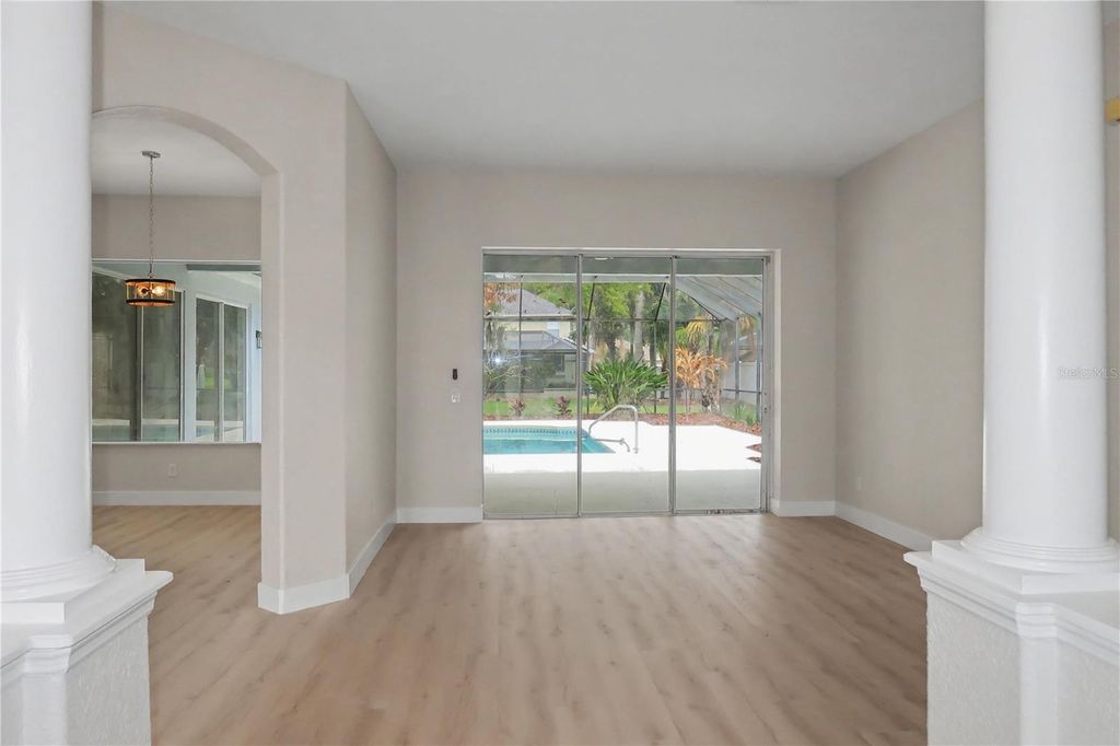 Photo of 2906 Sutton Oaks Court, Plant City, FL 33566 (MLS # TB8487675)