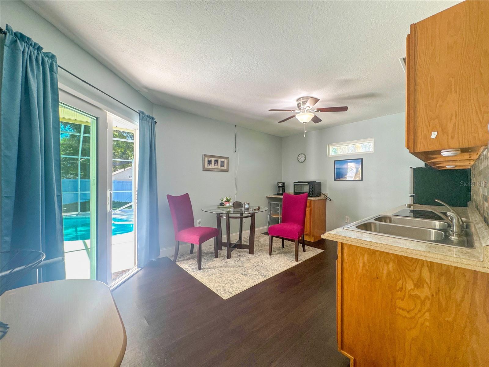 HUNTERS RUN - Residential