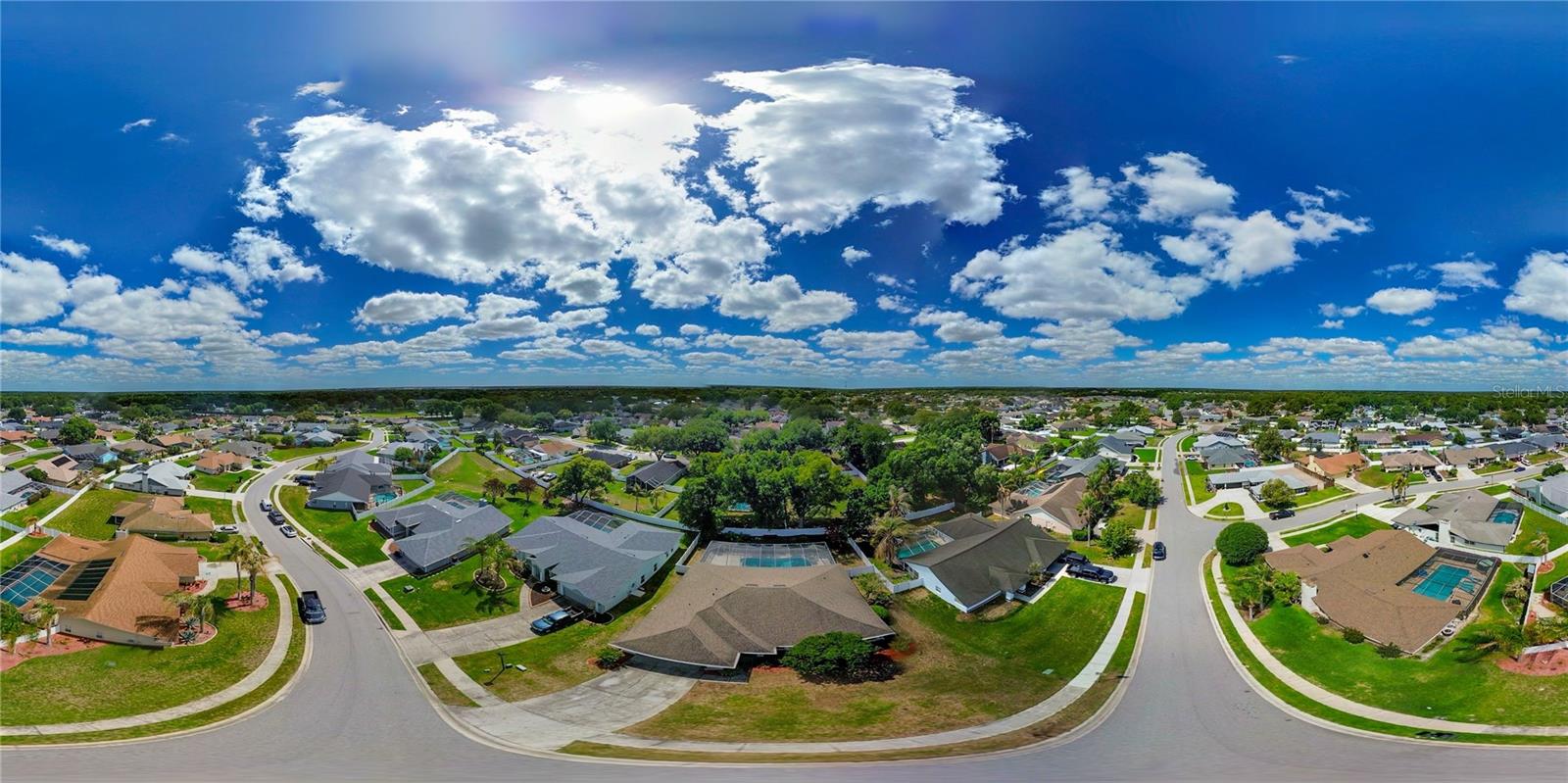 HUNTERS RUN - Residential
