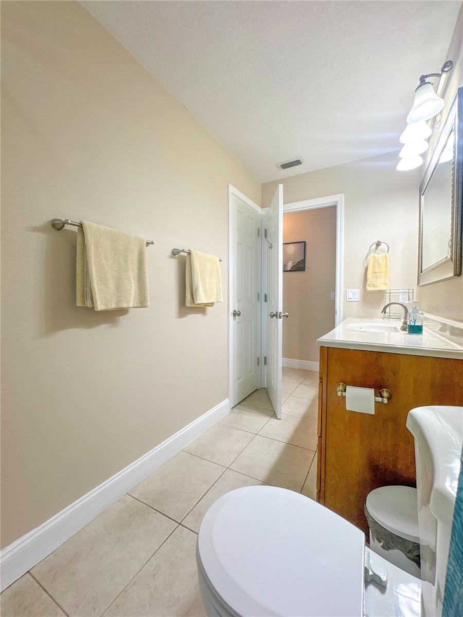 HUNTERS RUN - Residential