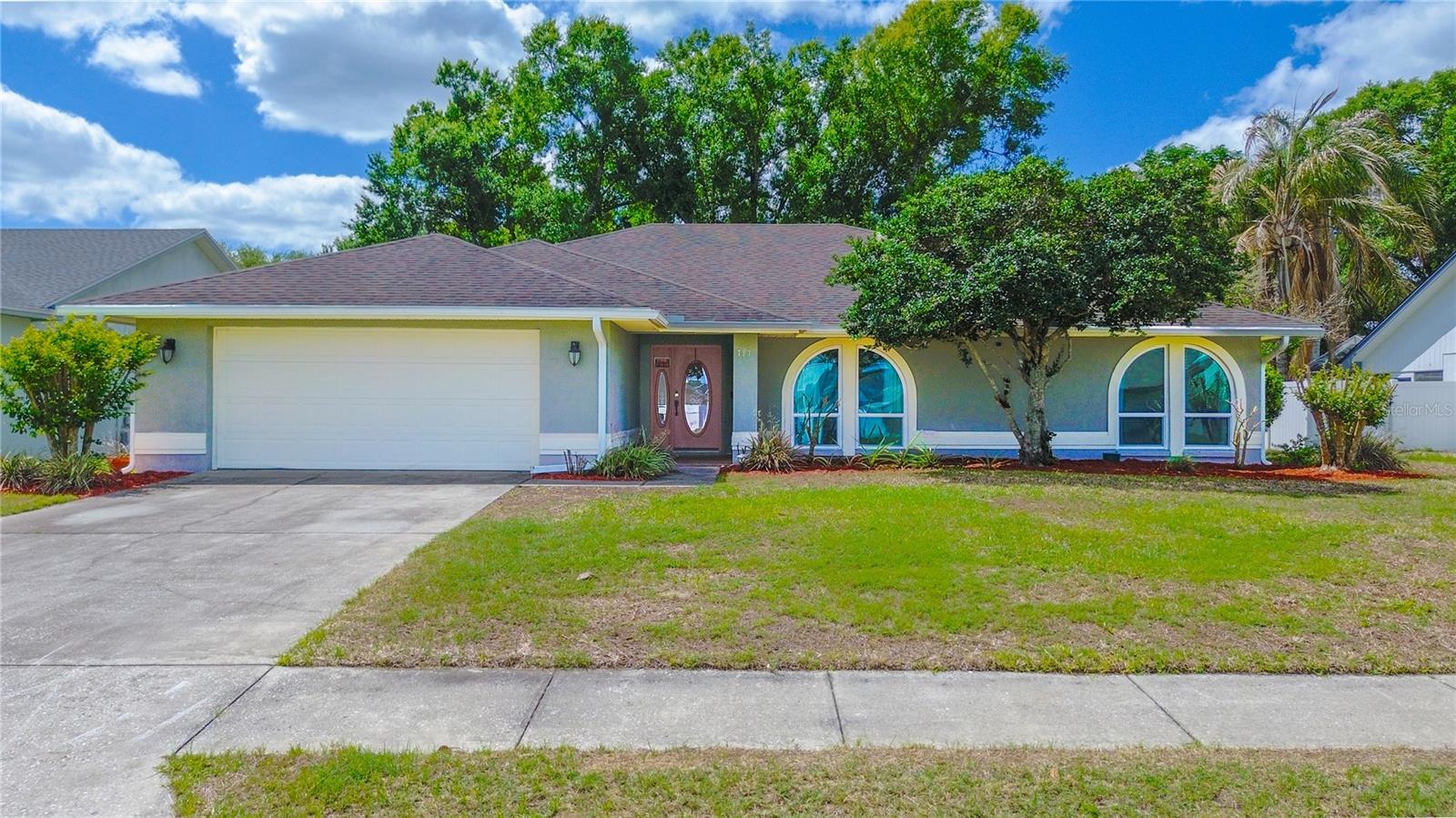 HUNTERS RUN - Residential