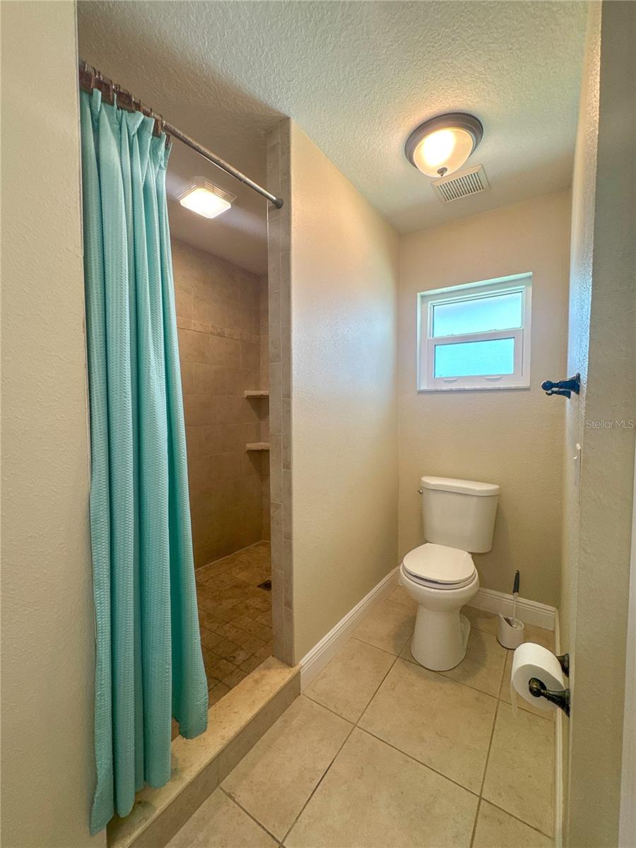HUNTERS RUN - Residential