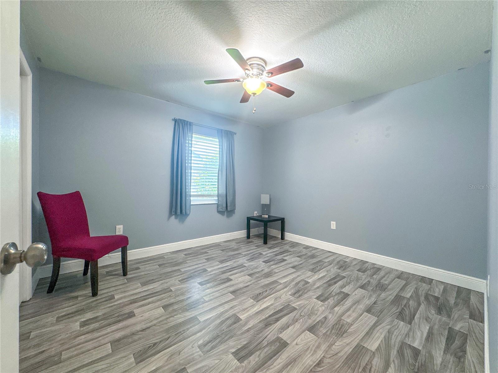 HUNTERS RUN - Residential