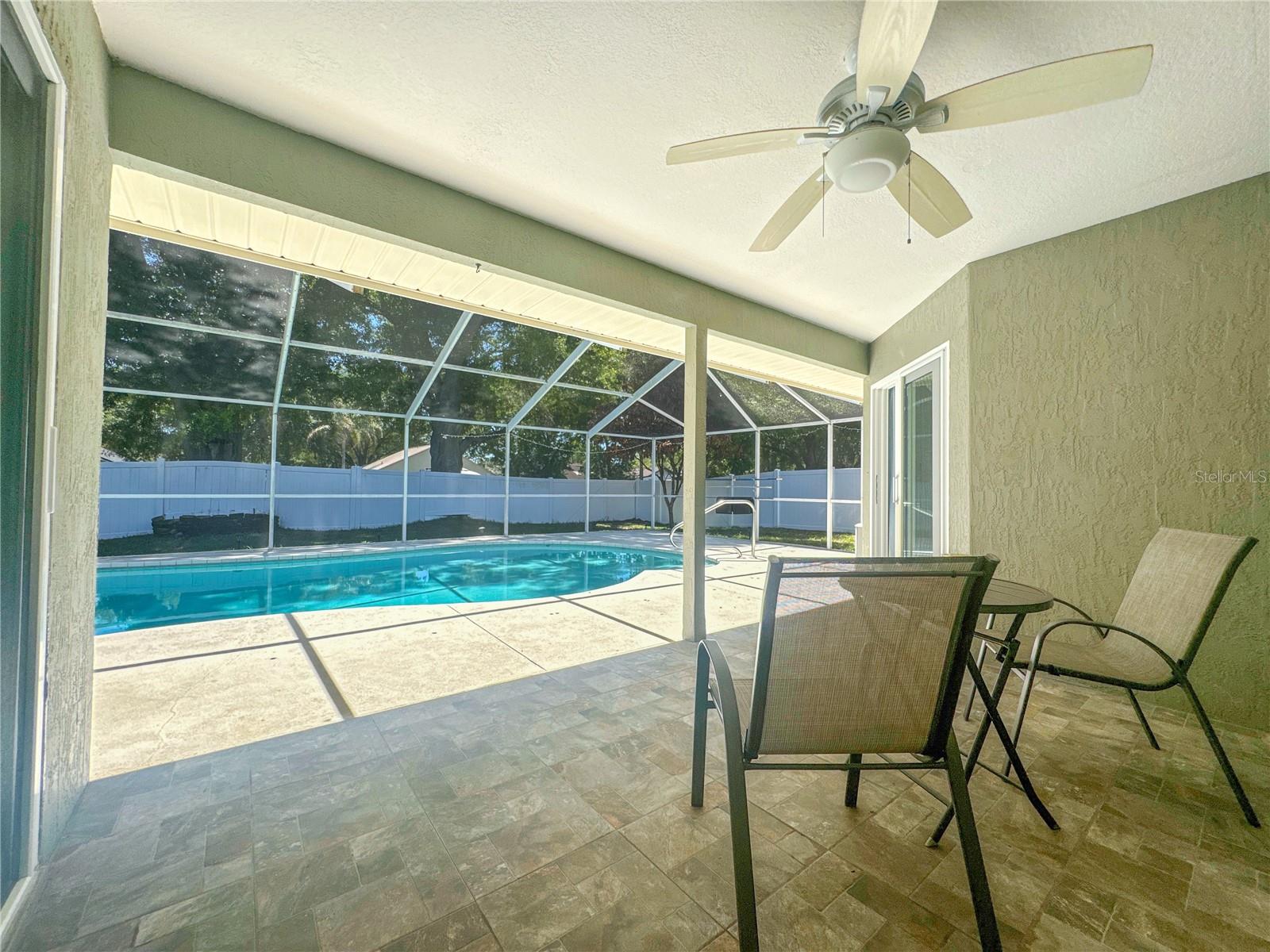 HUNTERS RUN - Residential