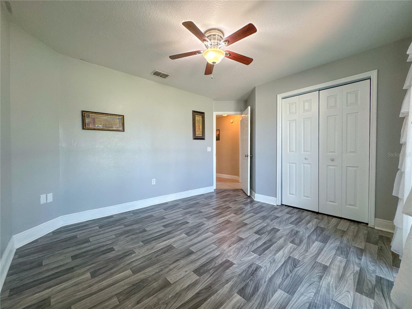 HUNTERS RUN - Residential