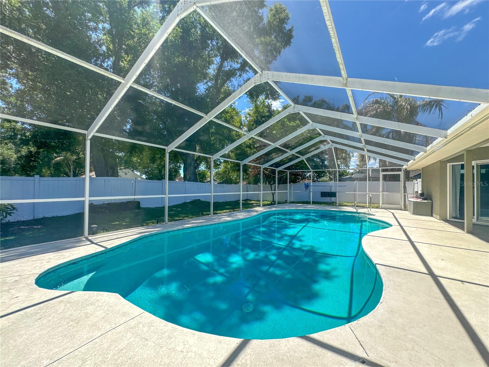 HUNTERS RUN - Residential