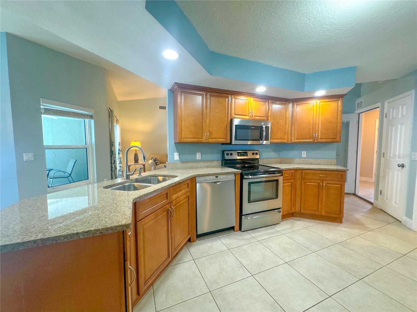 HUNTERS RUN - Residential