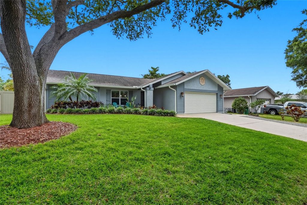 Photo of 5015 Bridgeport Drive, Safety Harbor, FL 34695 (MLS # TB8508567)