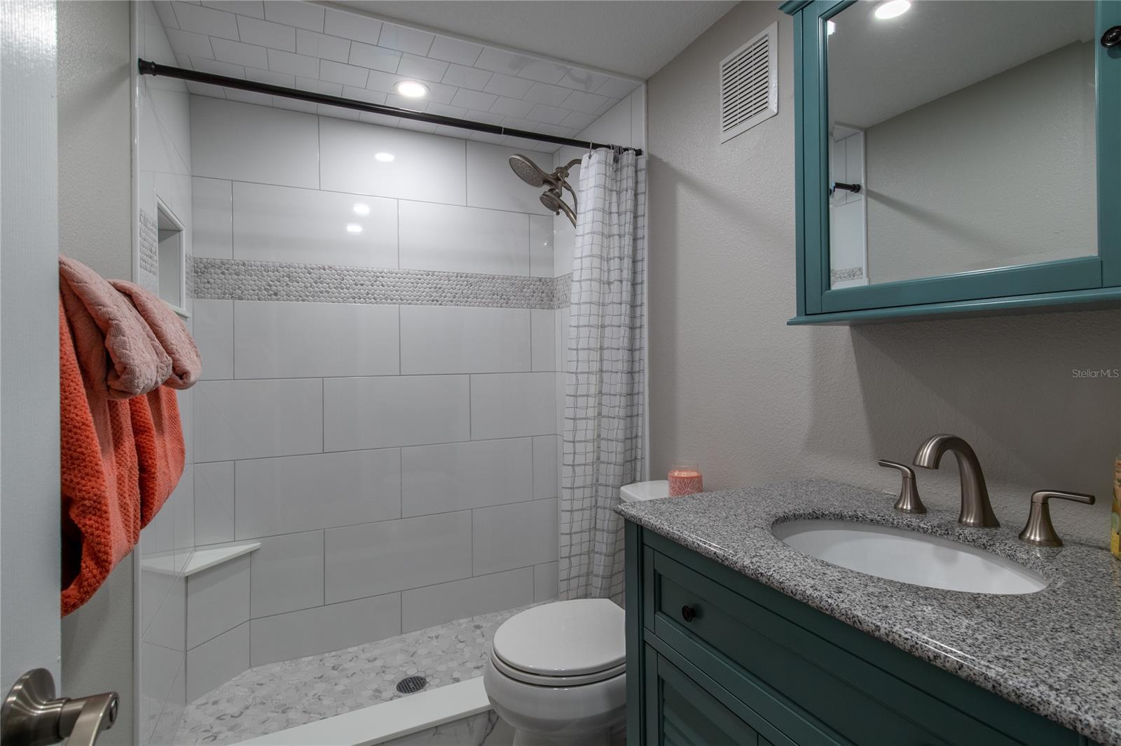 Marker 33 Ph 01 Condo - Residential Lease