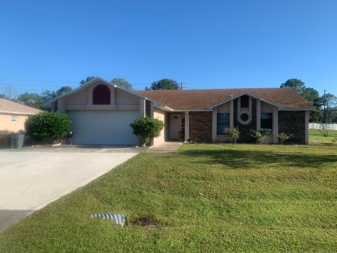Ready to move in available for immediately occupancy. Must see great location.