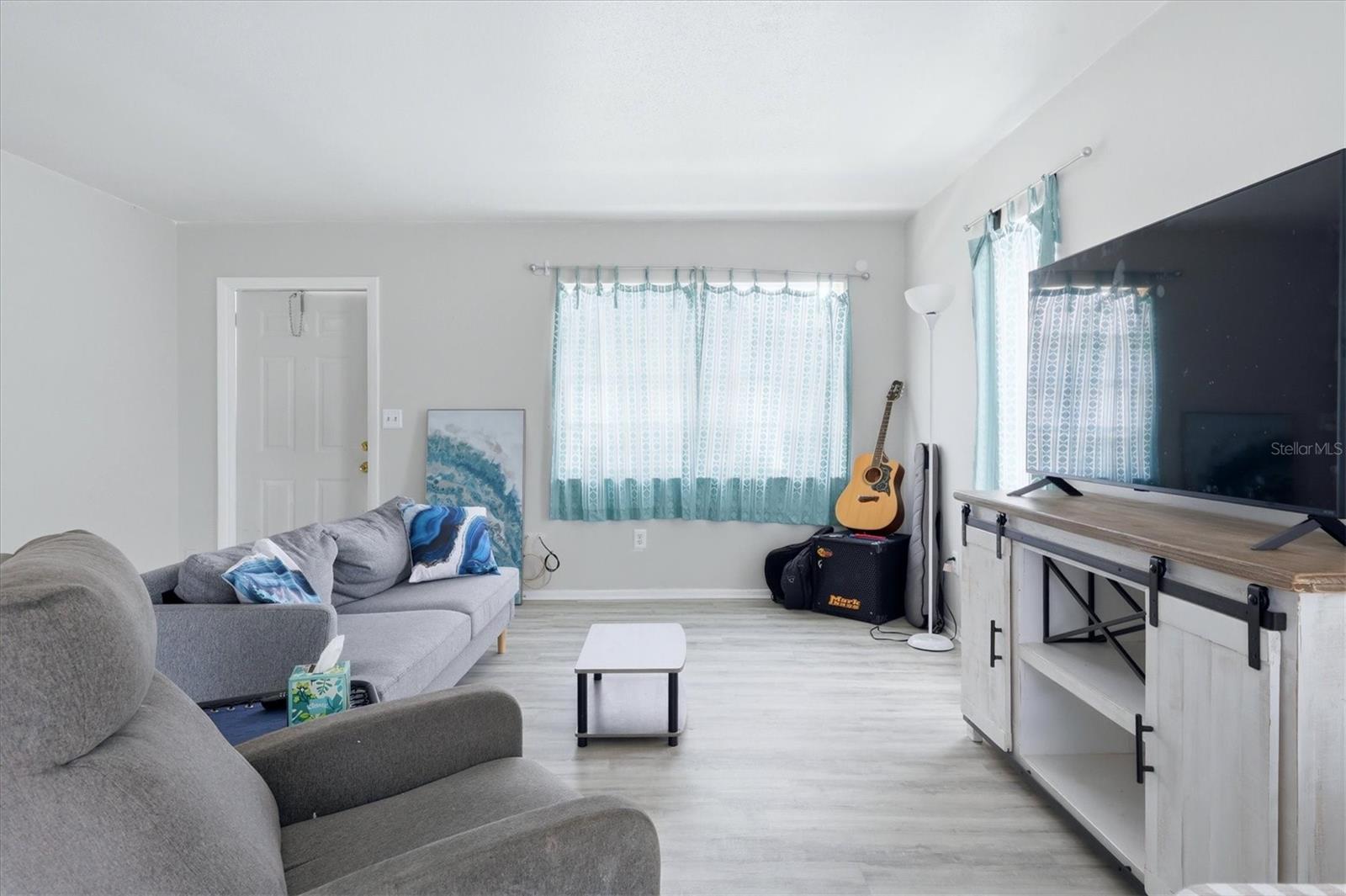 1805 MARBETH STREET 1805/1807