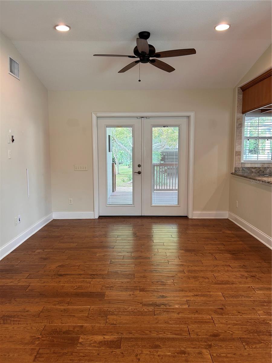 ORWIN MANOR STRATFORD SEC - Residential Lease