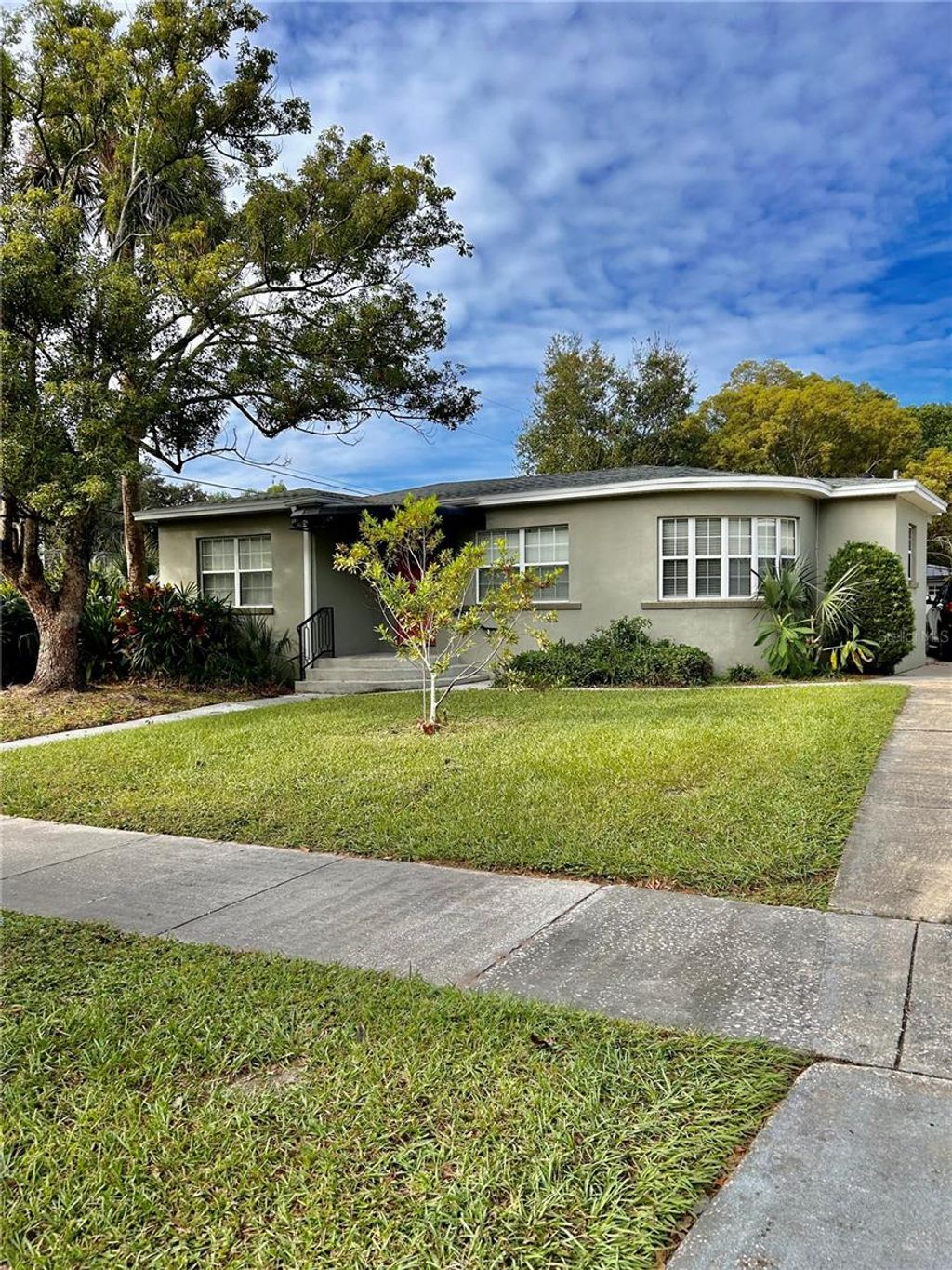 Photo of 1315 Westchester Avenue, Winter Park, FL 32789 (MLS # O6370403)