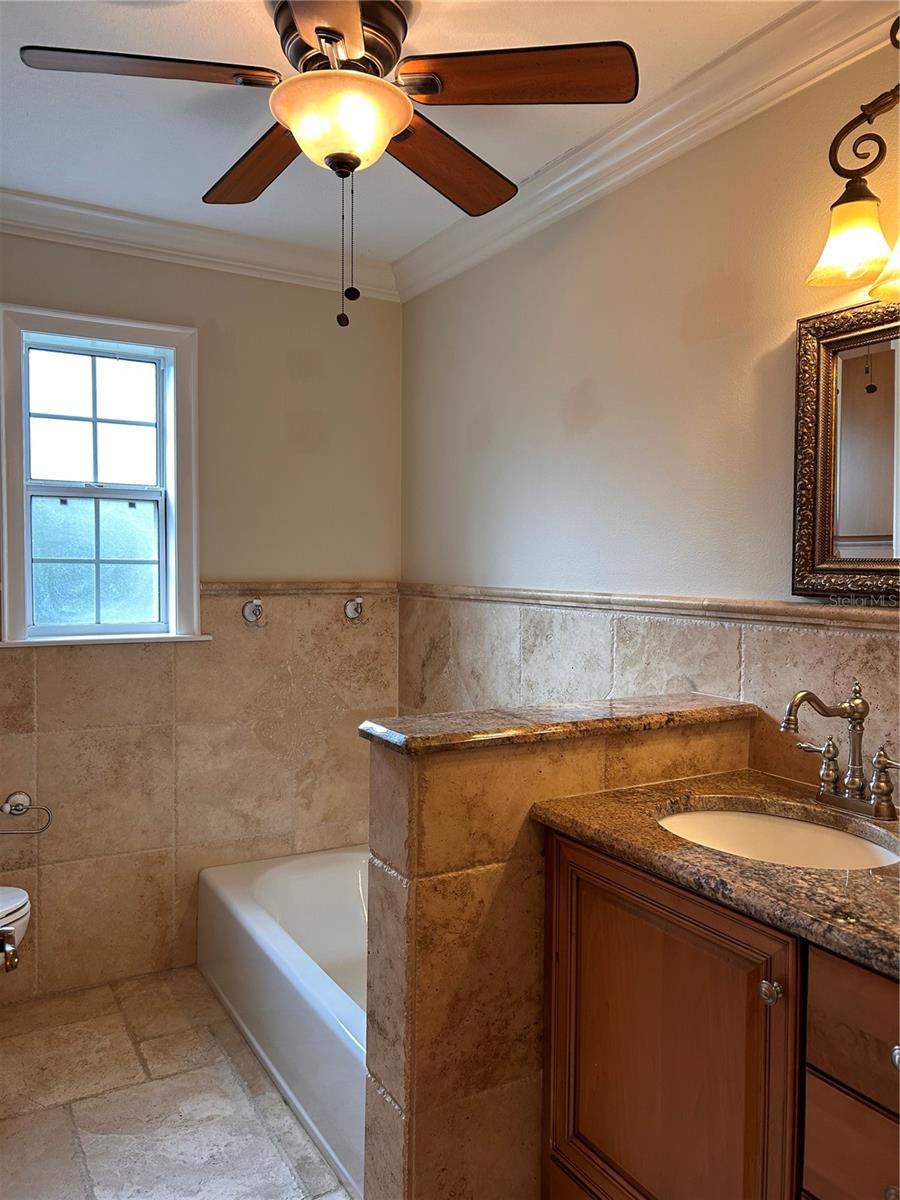 ORWIN MANOR STRATFORD SEC - Residential Lease