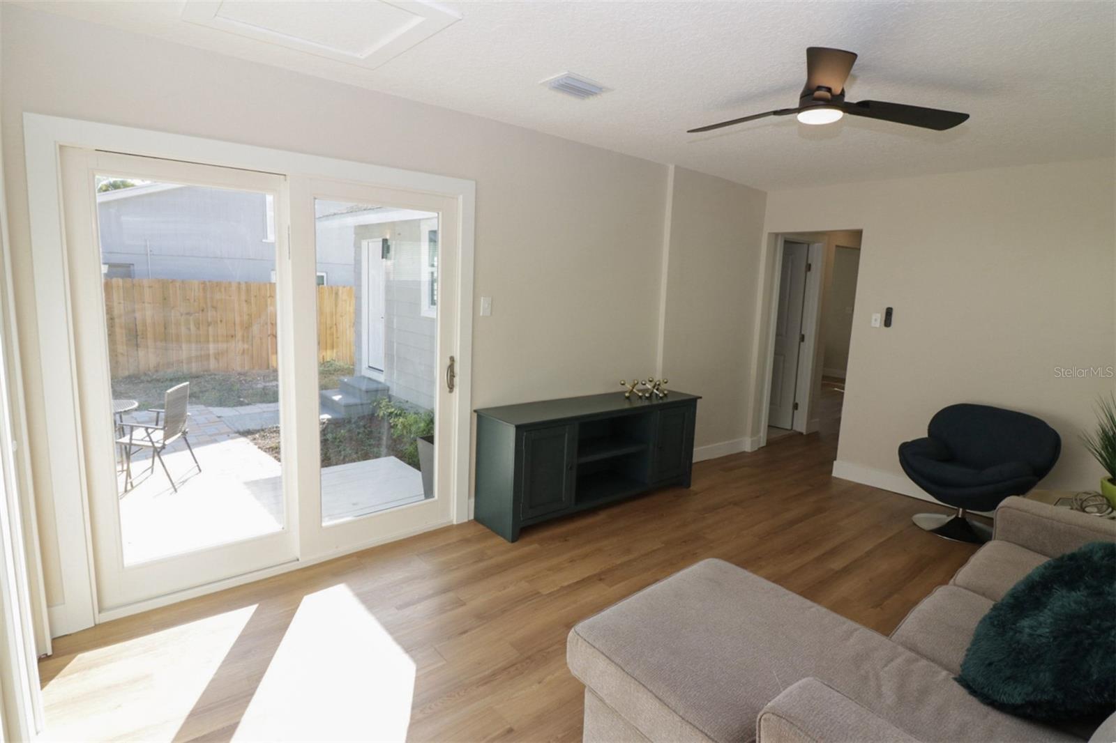 SEMINOLE TERRACE - Residential