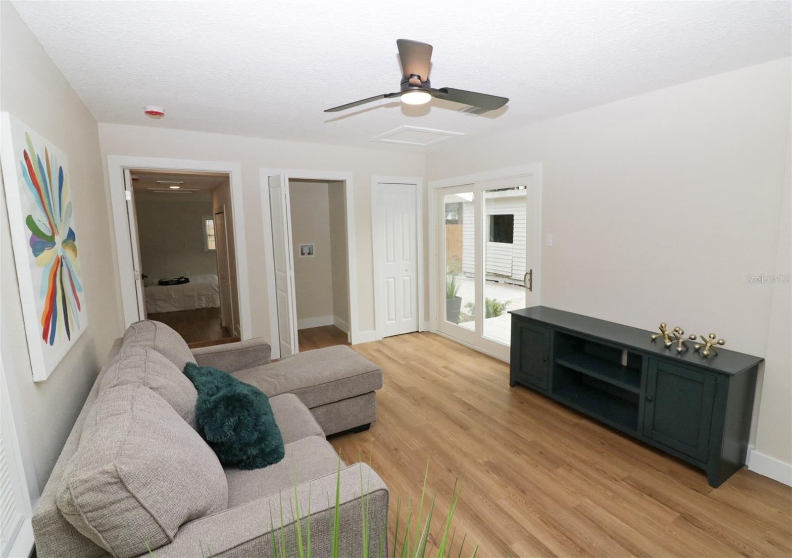 SEMINOLE TERRACE - Residential