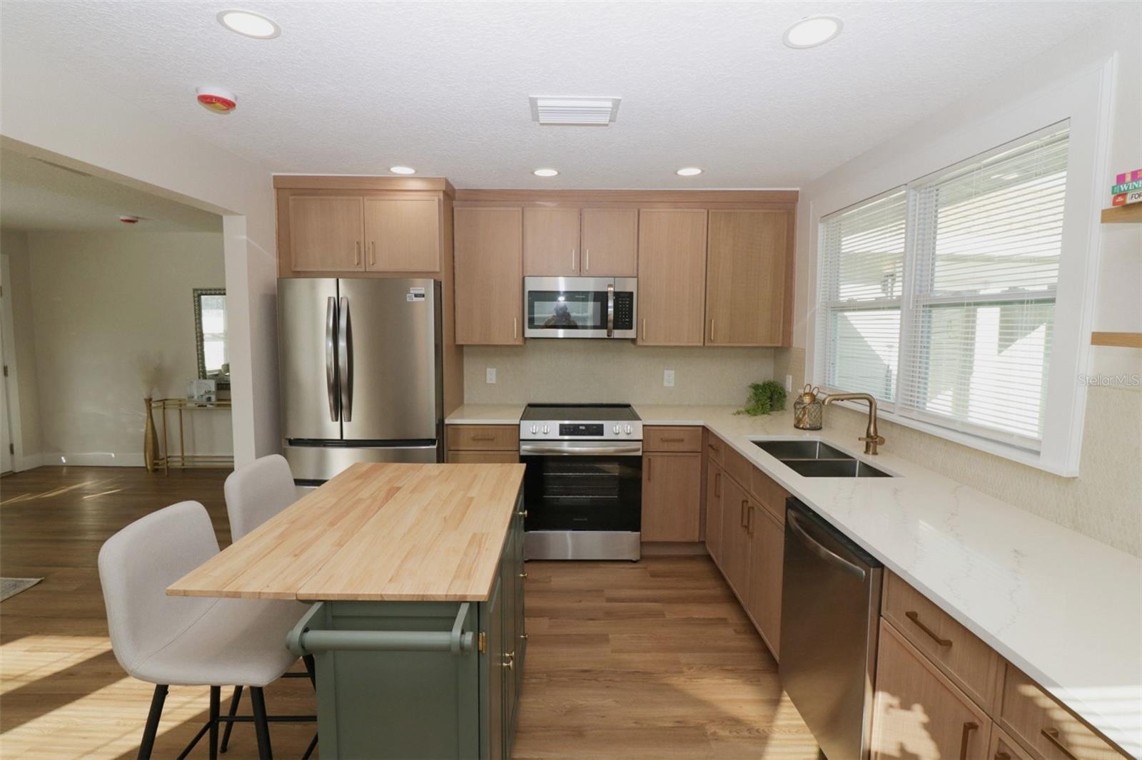 SEMINOLE TERRACE - Residential