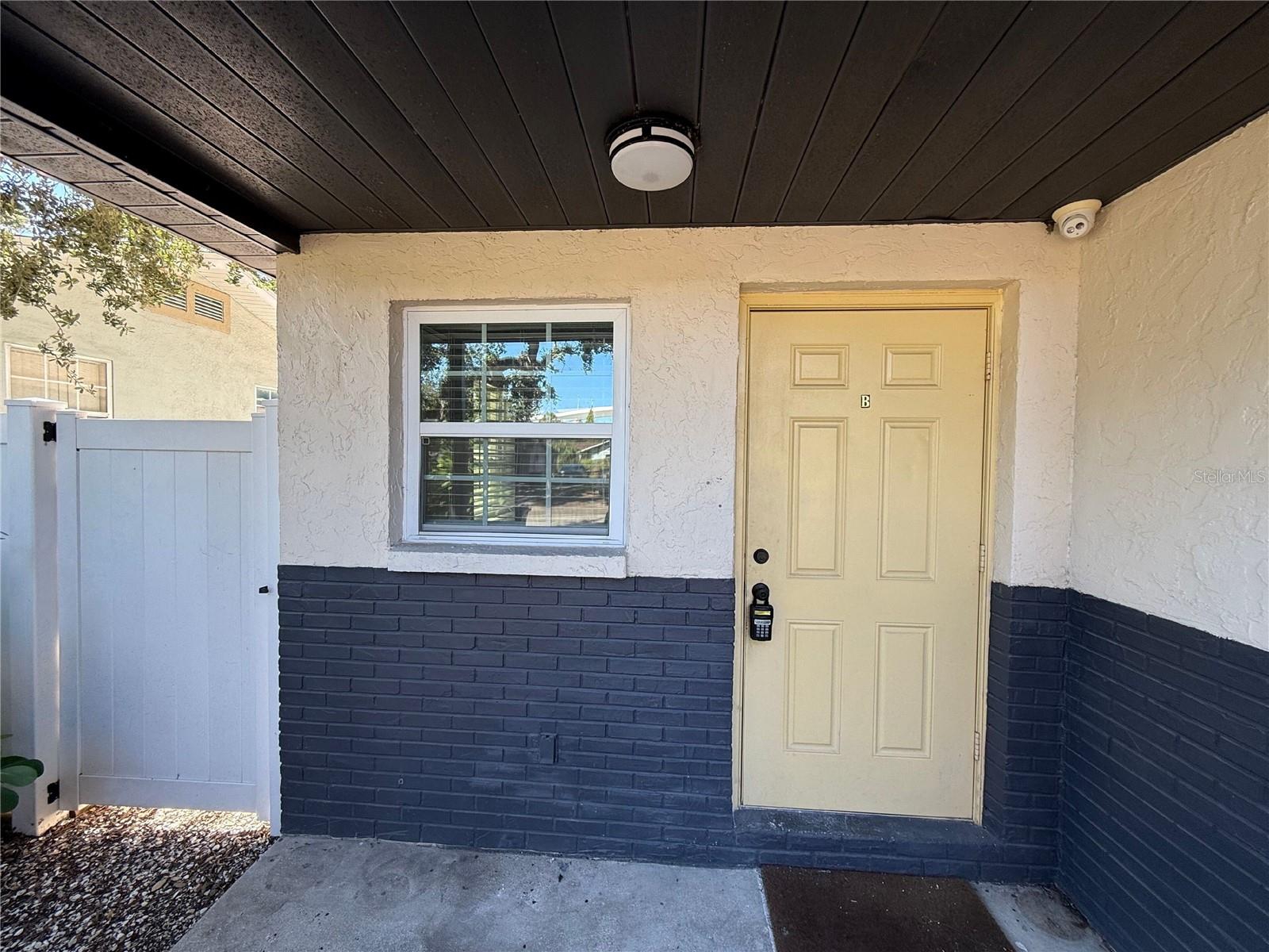 EAST TAMPA BLOCKS 1 TO 40 - Residential Lease
