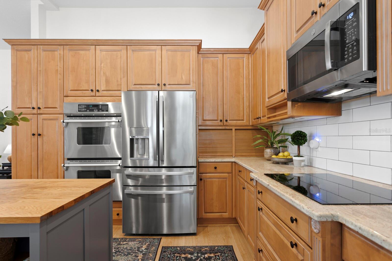 HUNTER'S GREEN - Residential