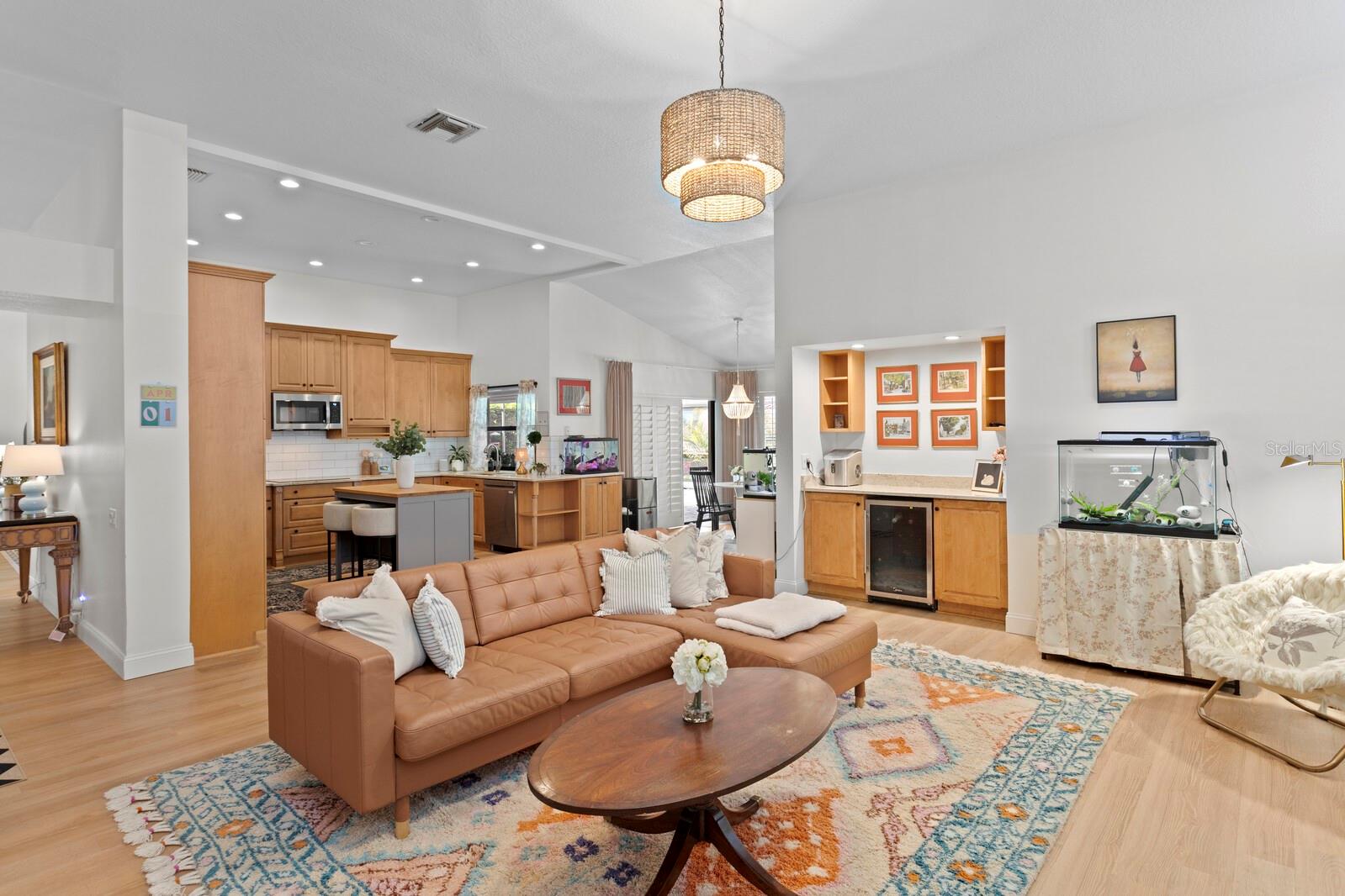 HUNTER'S GREEN - Residential