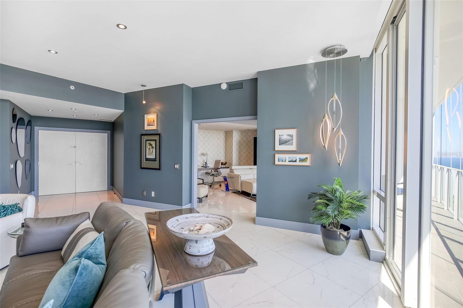 SIGNATURE PLACE CONDO - Residential Lease