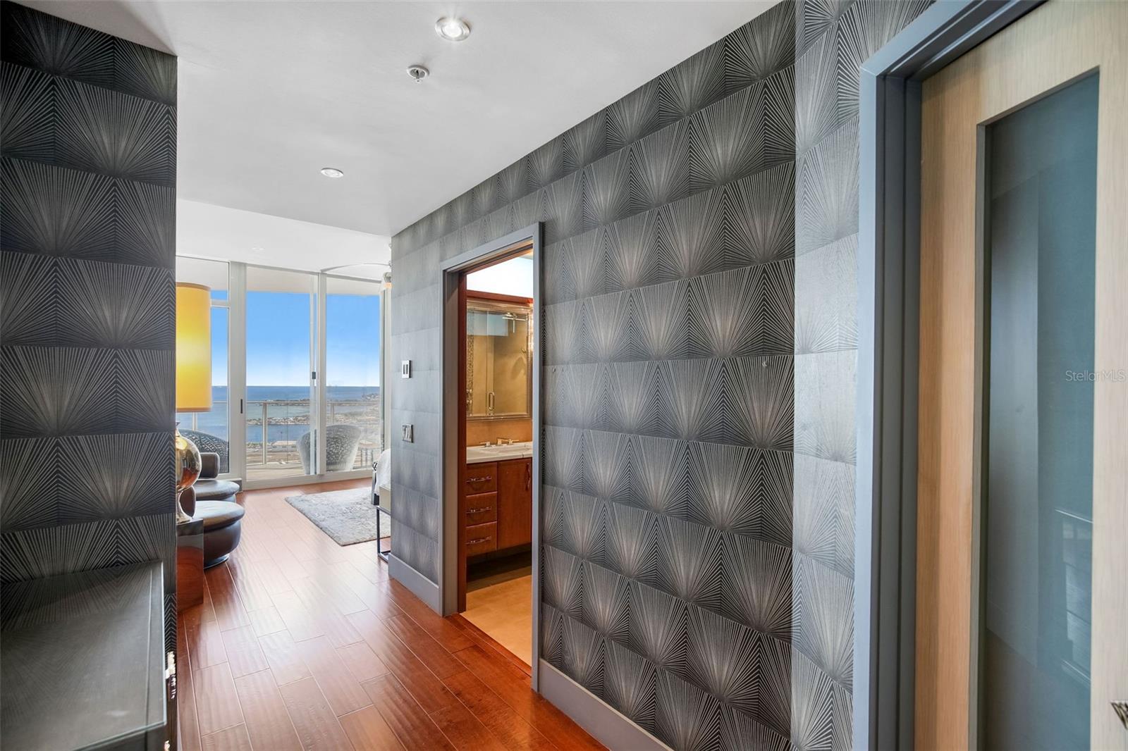 SIGNATURE PLACE CONDO - Residential Lease