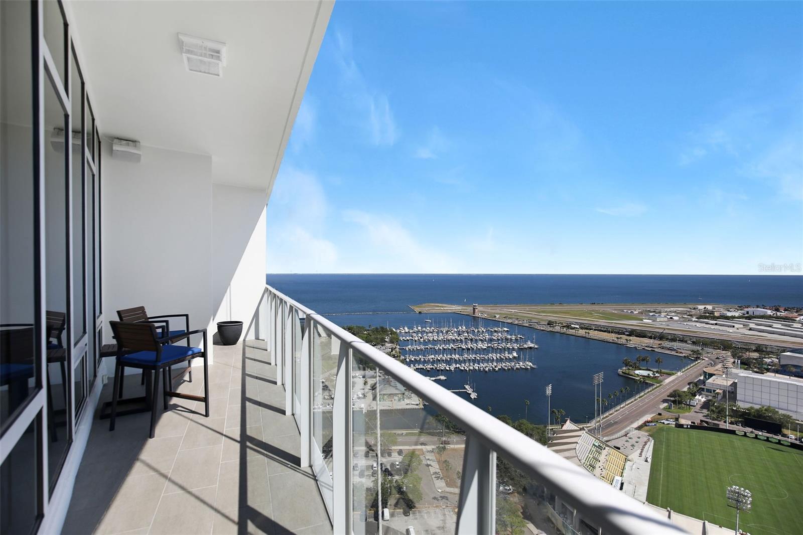 SIGNATURE PLACE CONDO - Residential Lease