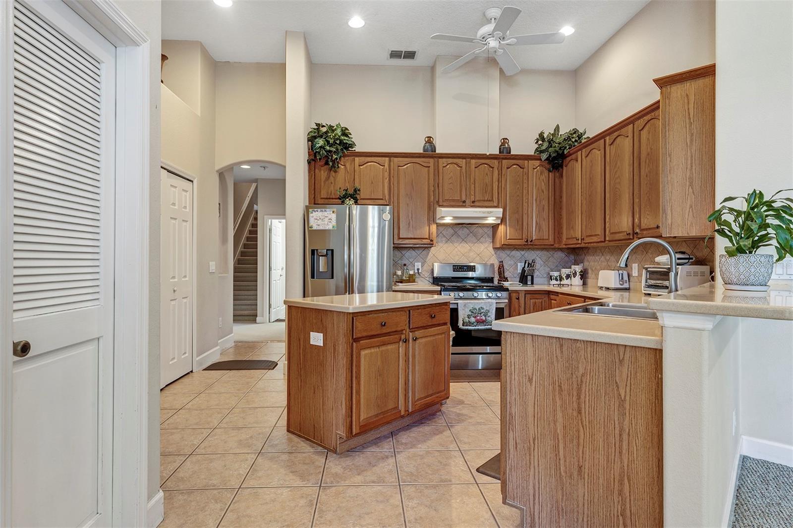 HUNTERS CREEK TR 515 PH 02 48 96 - Residential