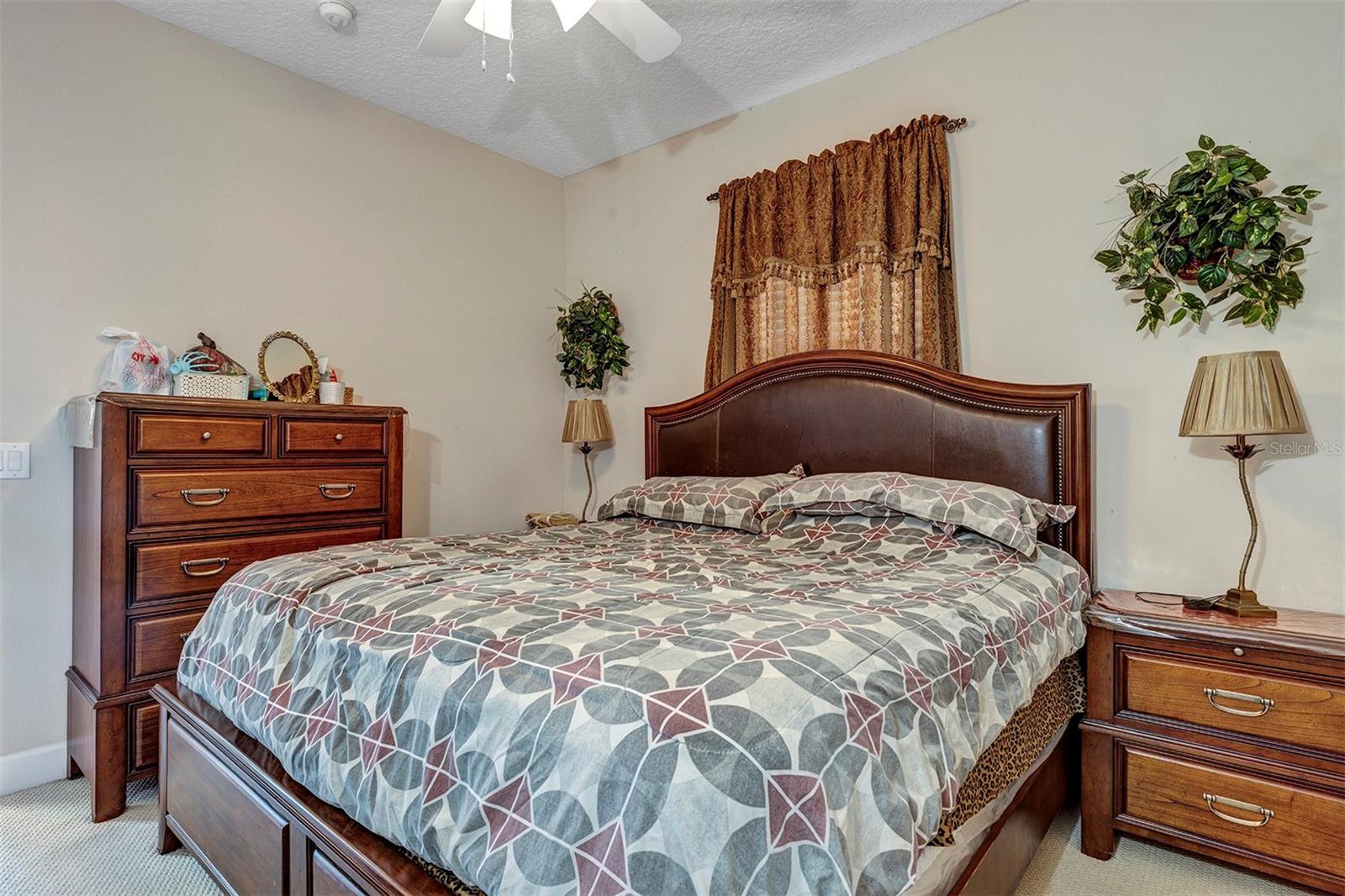 HUNTERS CREEK TR 515 PH 02 48 96 - Residential