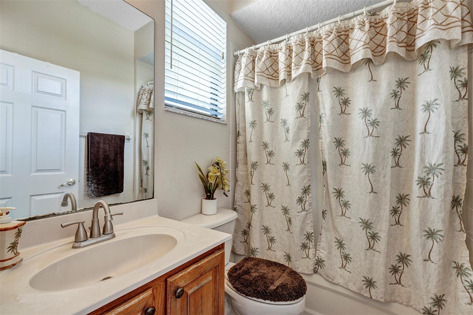 HUNTERS CREEK TR 515 PH 02 48 96 - Residential