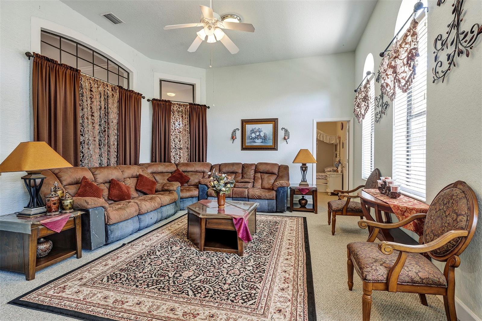 HUNTERS CREEK TR 515 PH 02 48 96 - Residential