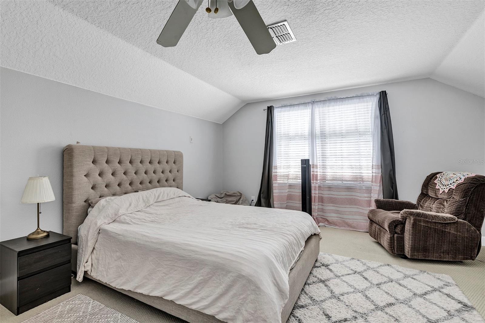 HUNTERS CREEK TR 515 PH 02 48 96 - Residential