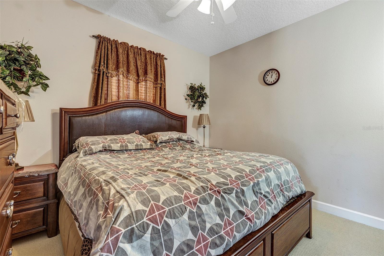 HUNTERS CREEK TR 515 PH 02 48 96 - Residential