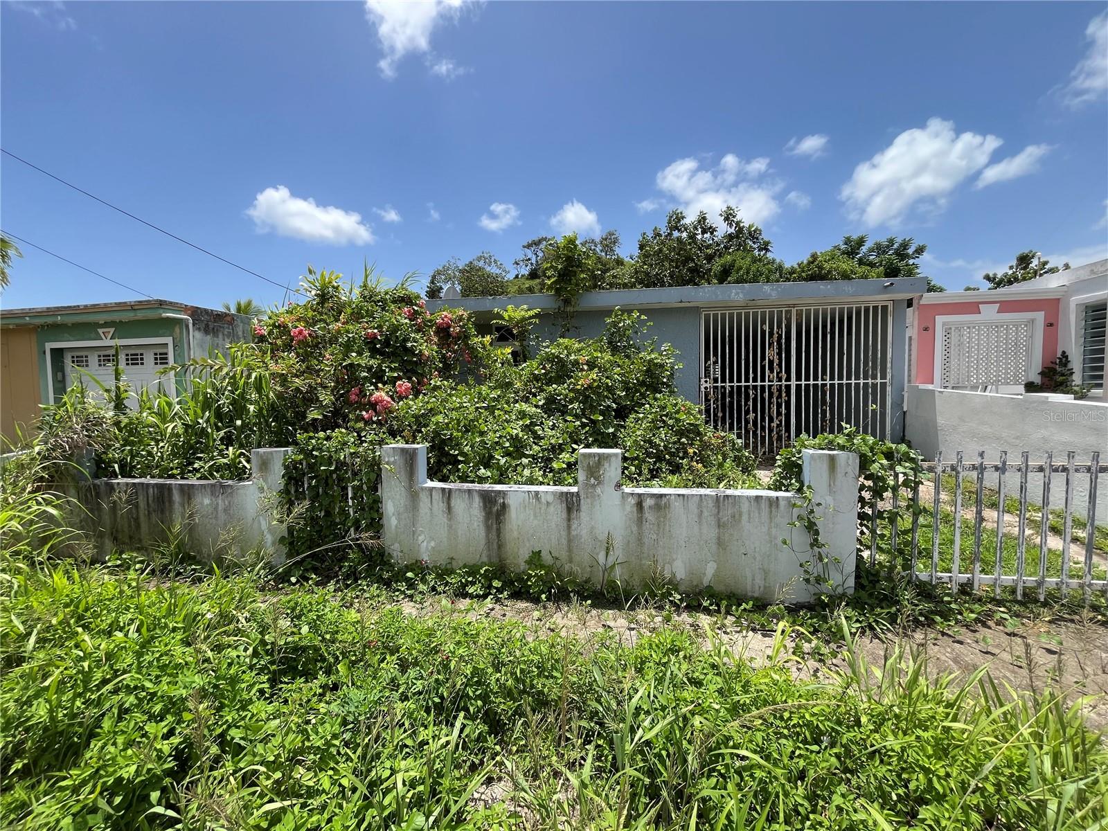 Property located in K-8 1st ST Rio Blanco Heights in Naguabo. It has 3 bedrooms and 1 bathroom, living-dining room, kitchen and extended carport. This property is subject to a 3-Day First Look Period. Seller will negotiate offers after the period expires.