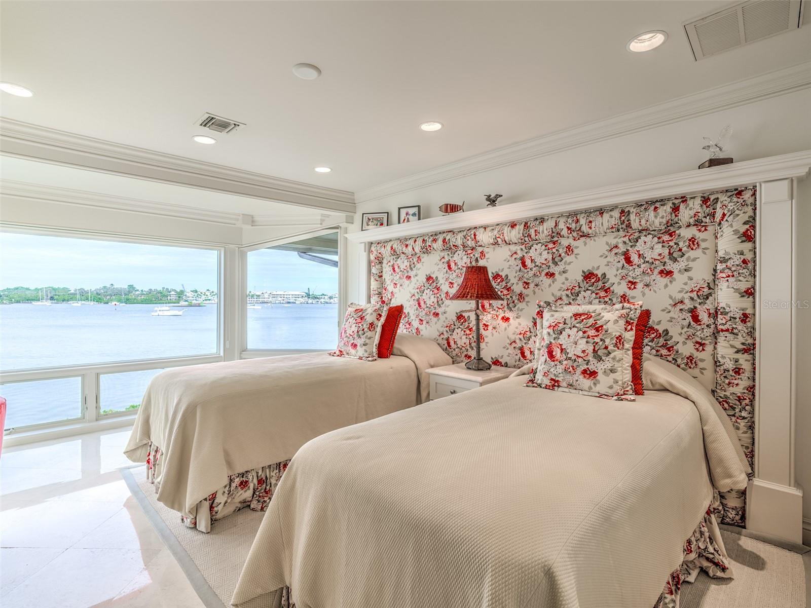 BAYVIEW ESTATES A CONDO - Residential