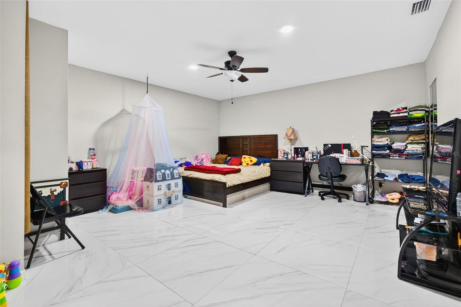 CREEKWOOD PH ONE SUBPHASE I UNIT A1 - Residential