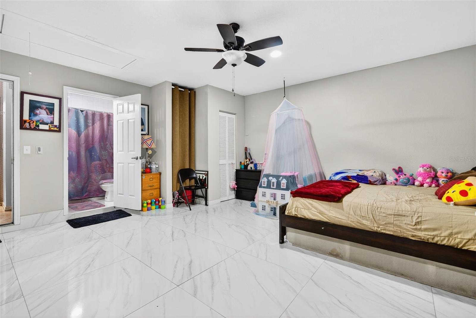 CREEKWOOD PH ONE SUBPHASE I UNIT A1 - Residential