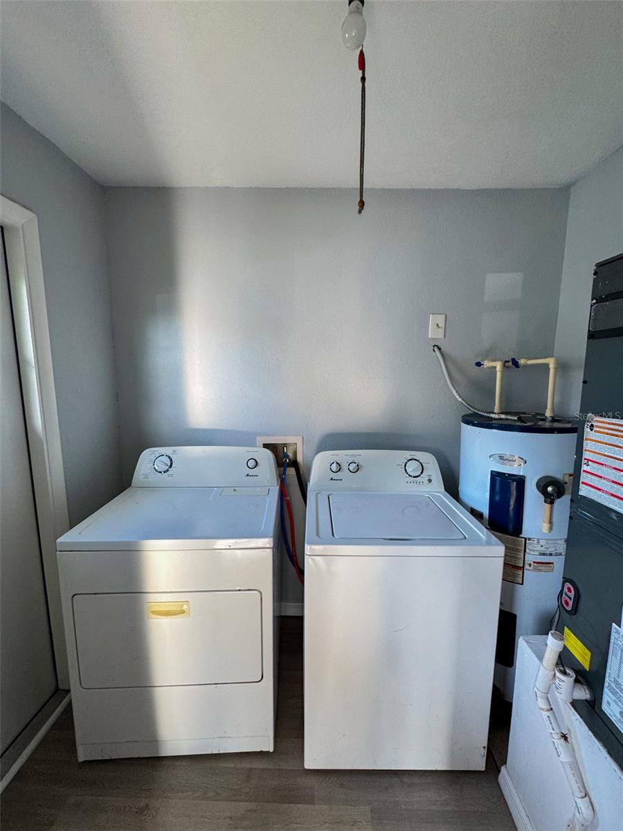 CRESTLINE - Residential